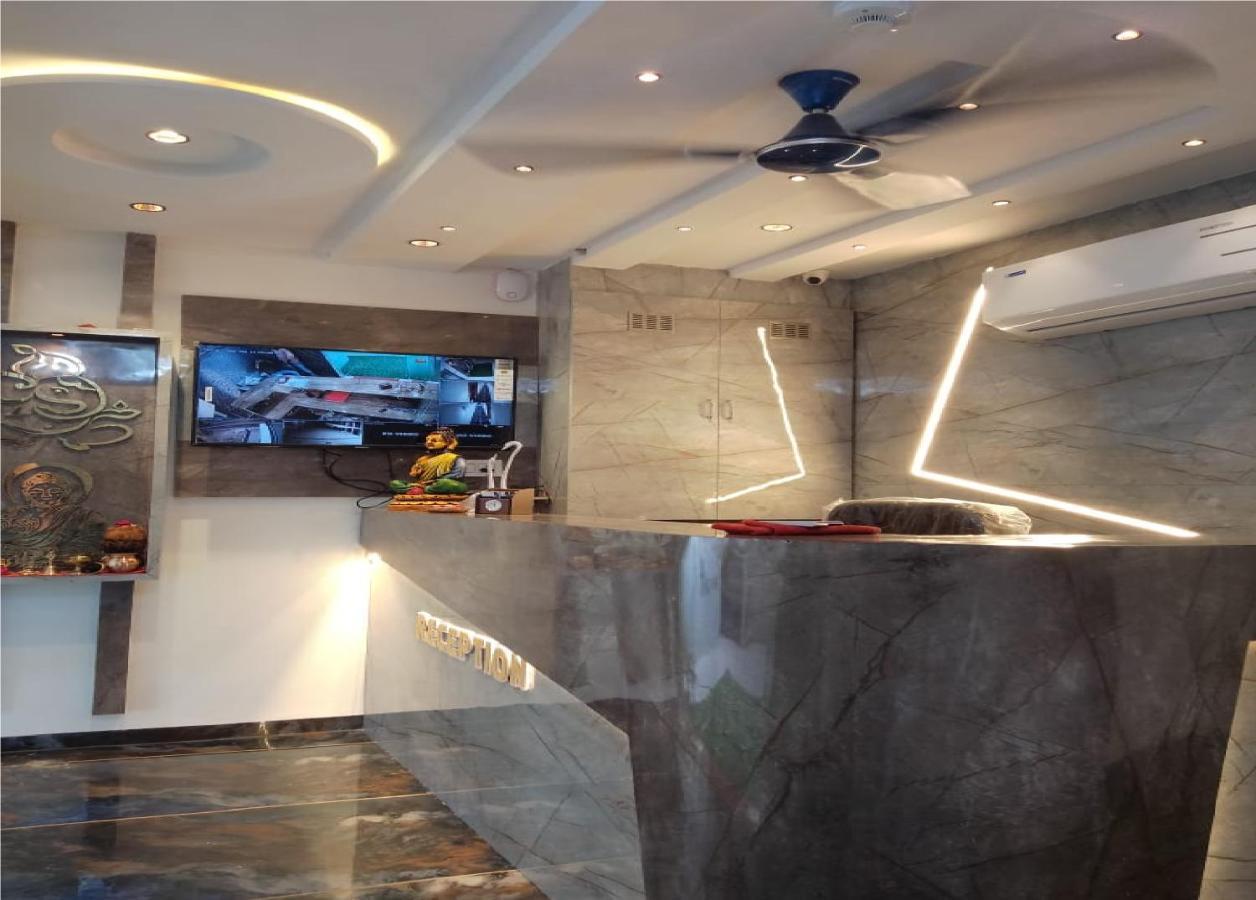 אחמדאבאד Hotel Lotus Villa מראה חיצוני תמונה