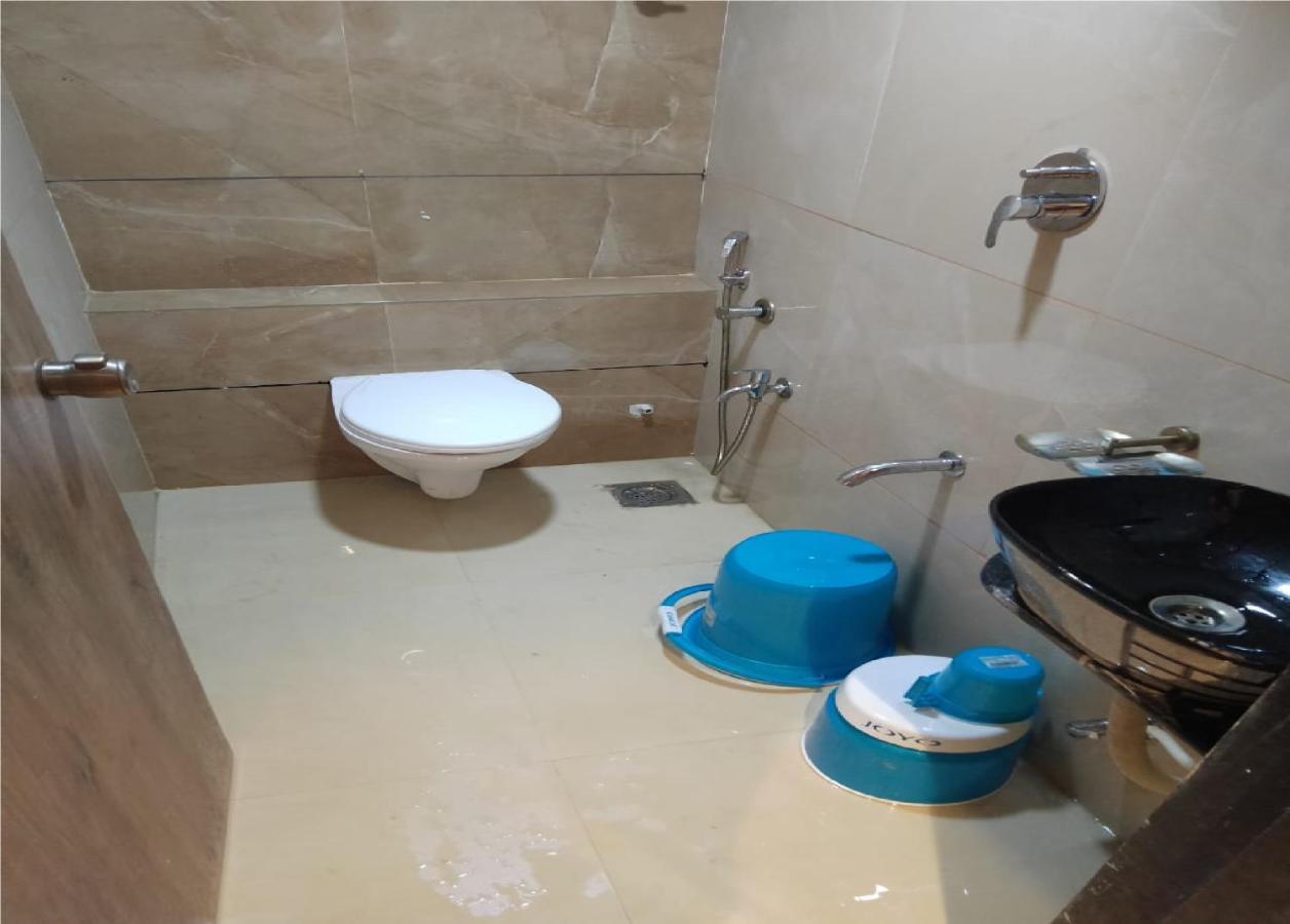 אחמדאבאד Hotel Lotus Villa מראה חיצוני תמונה